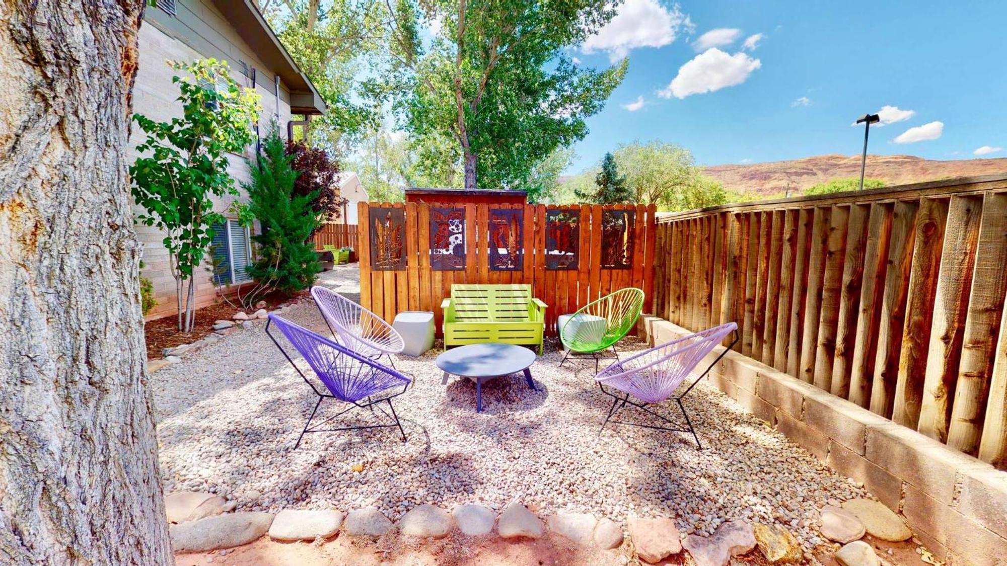 Downtown Cozy Home Base - Purple Sage 8 موآب المظهر الخارجي الصورة